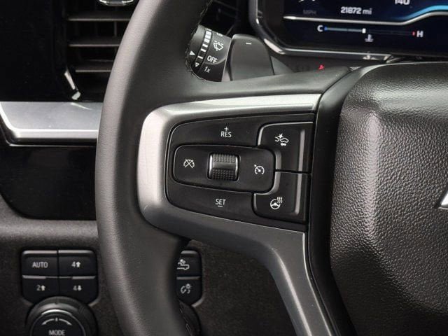Used 2025 Chevrolet Silverado 1500 RST AWD/4WD image 17