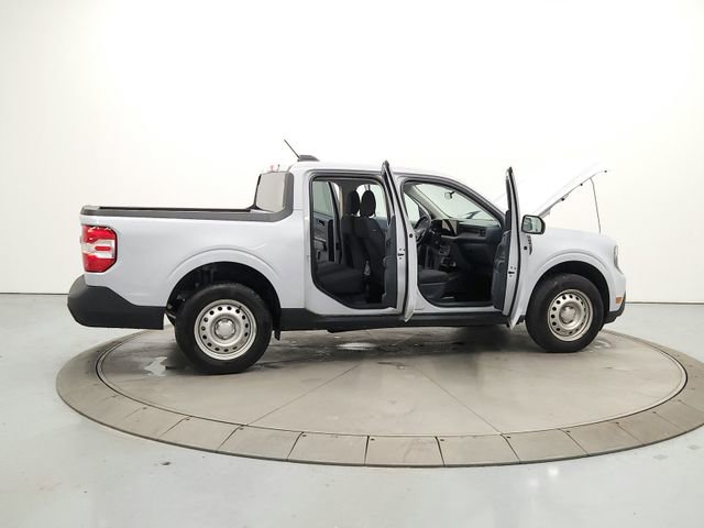 Used 2025 Ford Maverick XL w/ Equipment Group 102A image 15