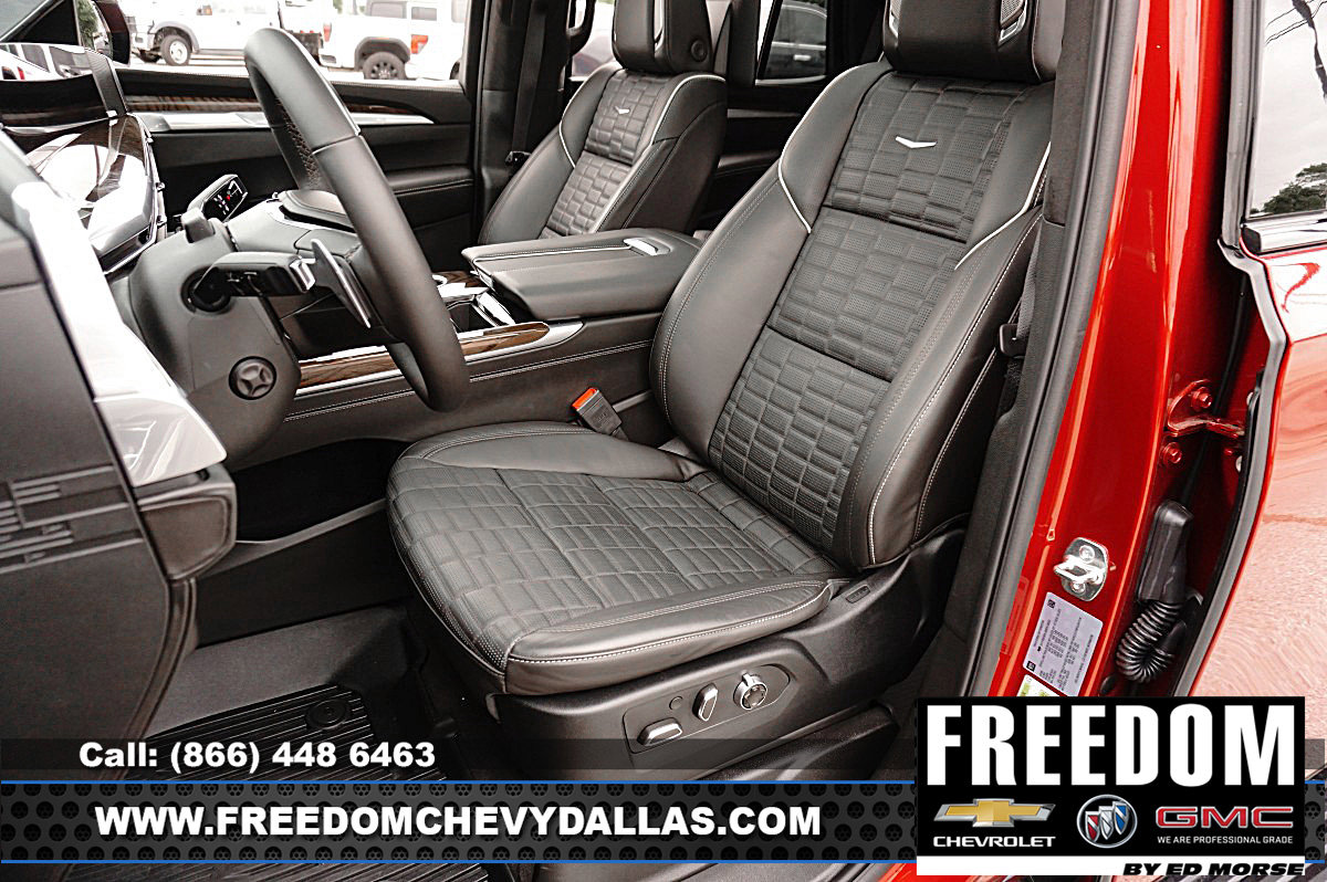 Certified 2025 Cadillac Escalade Sport Platinum w/ LPO, ONYX Package AWD/4WD image 9