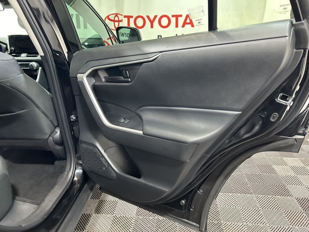 Used 2024 Toyota RAV4 LE image 14
