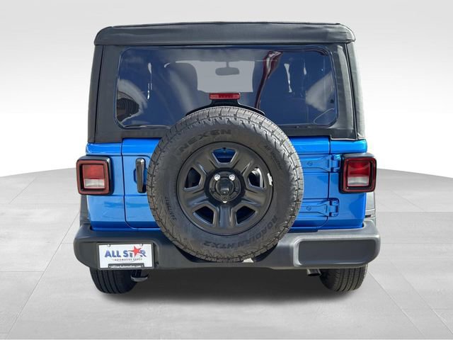 Used 2025 Jeep Wrangler Sport image 6