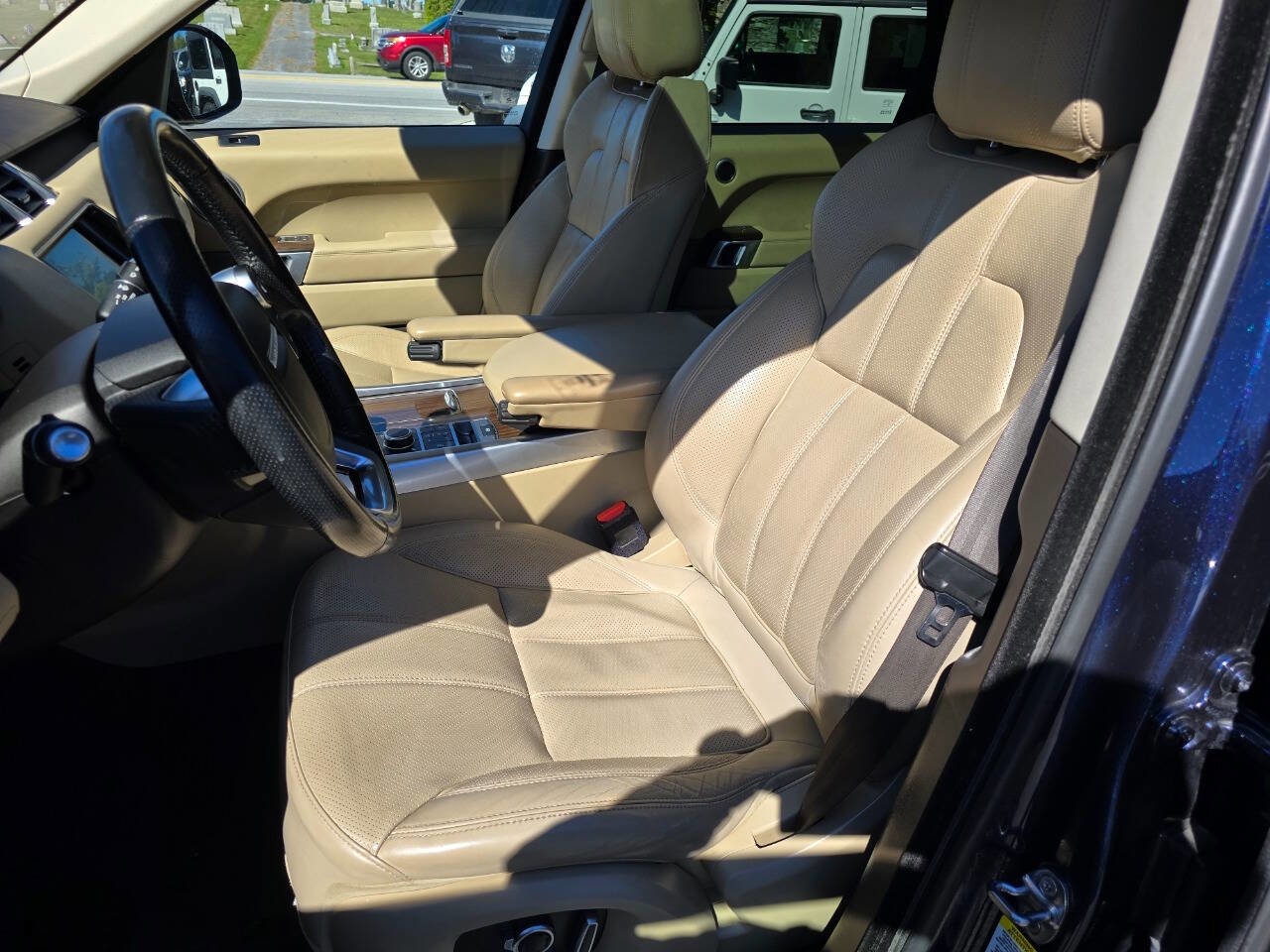 Used 2016 Land Rover Range Rover Sport HSE AWD/4WD image 11