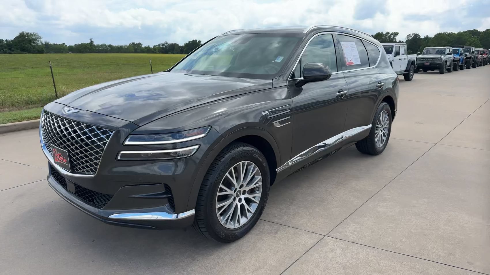 Used 2024 Genesis GV80 2.5T AWD/4WD image 4