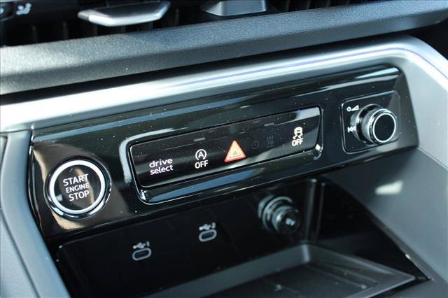 Certified 2025 Audi Q5 Premium w/ Convenience Package AWD/4WD image 23