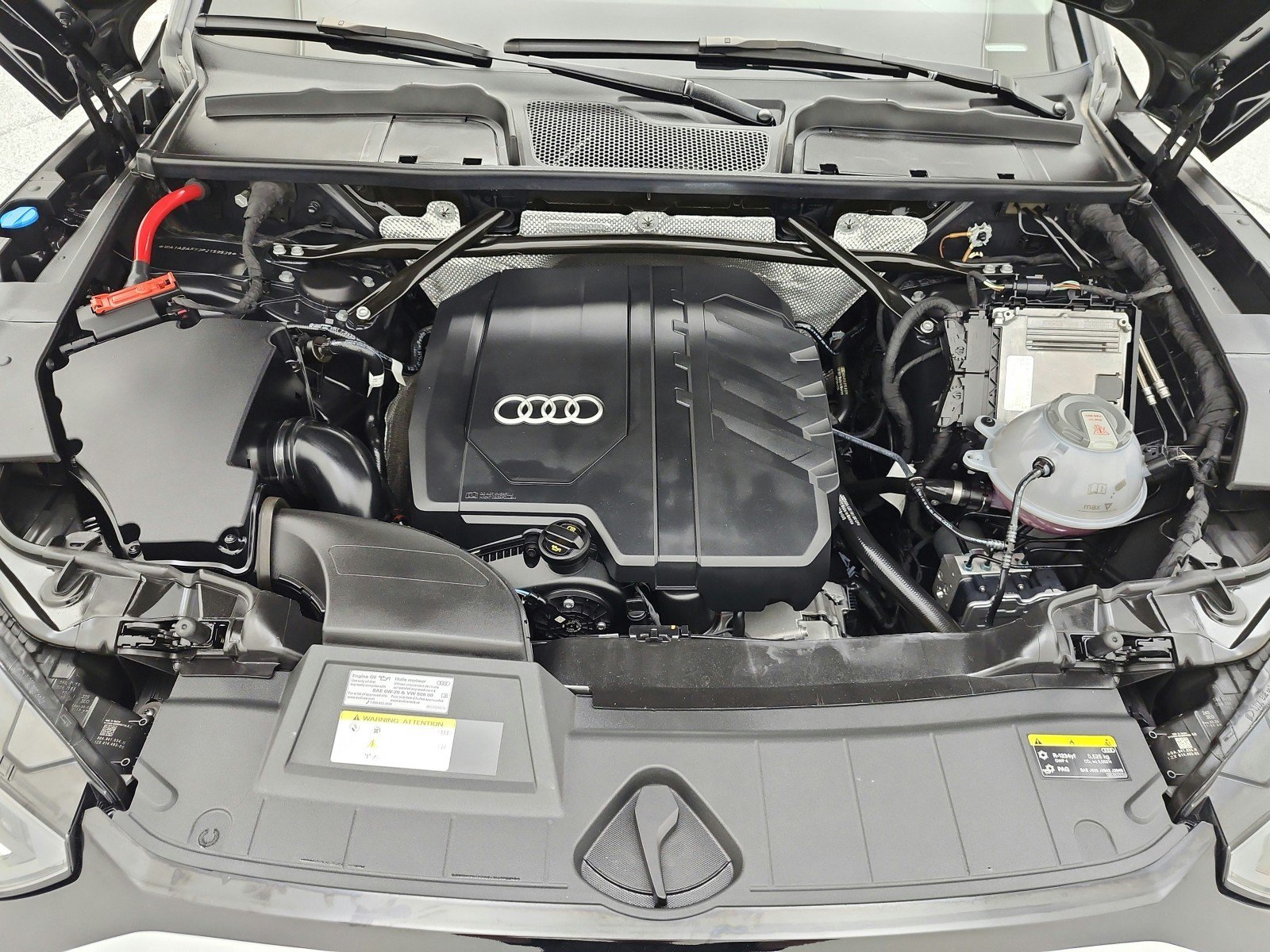 Used 2023 Audi Q5 2.0T Premium w/ Convenience Package AWD/4WD image 16