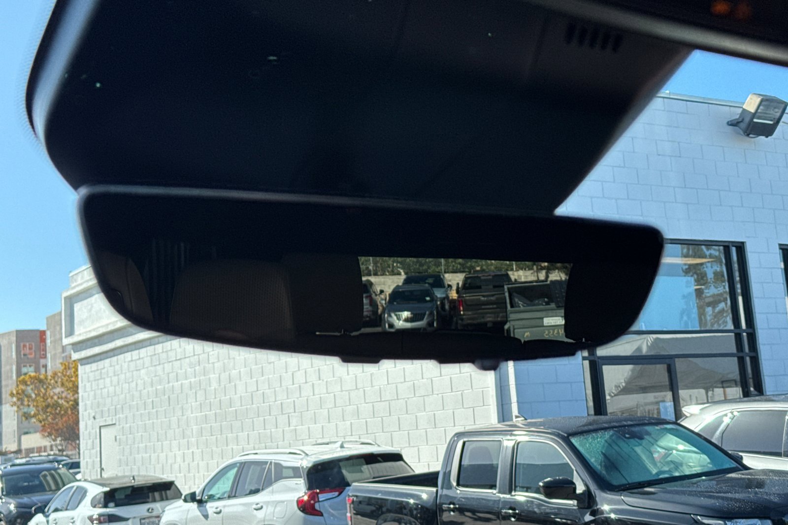 Used 2023 Cadillac Escalade ESV Premium Luxury image 23