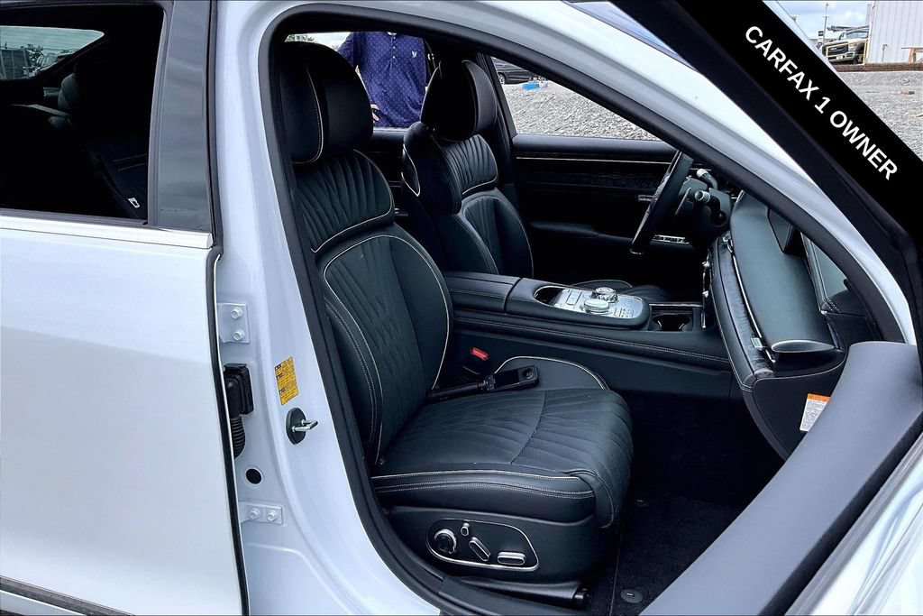 Used 2025 Genesis G90 3.5T AWD/4WD image 28