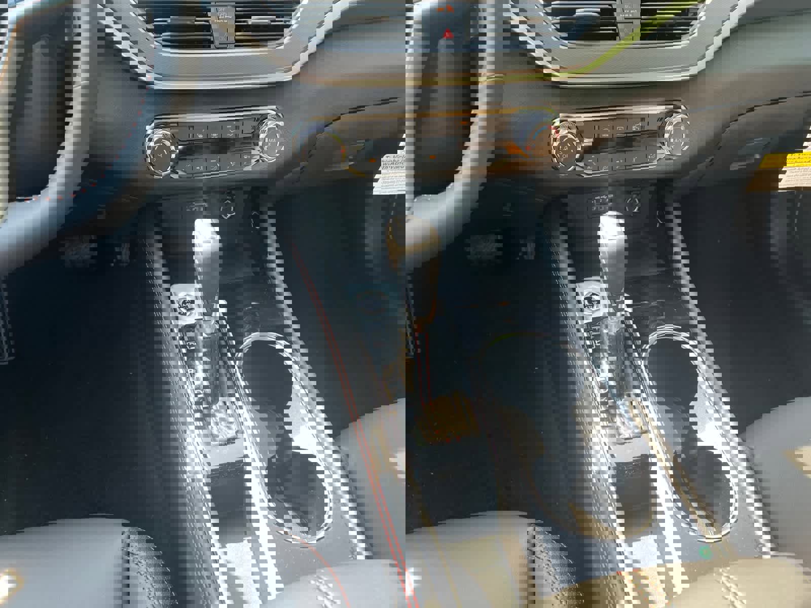 New 2025 Nissan Altima 2.5 SR image 14