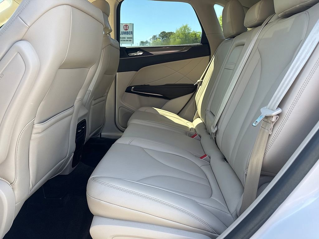 Used 2018 Lincoln MKC Premiere FWD image 10