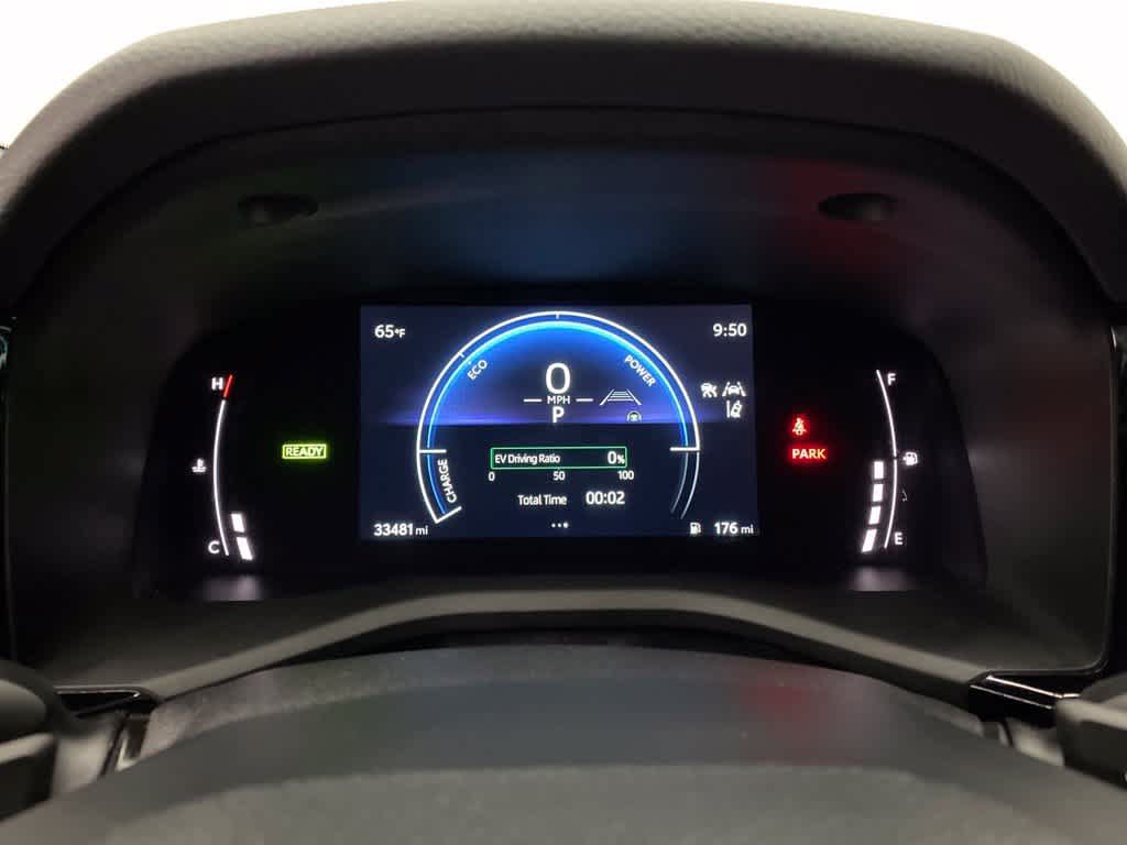 Used 2025 Toyota Camry SE FWD image 12