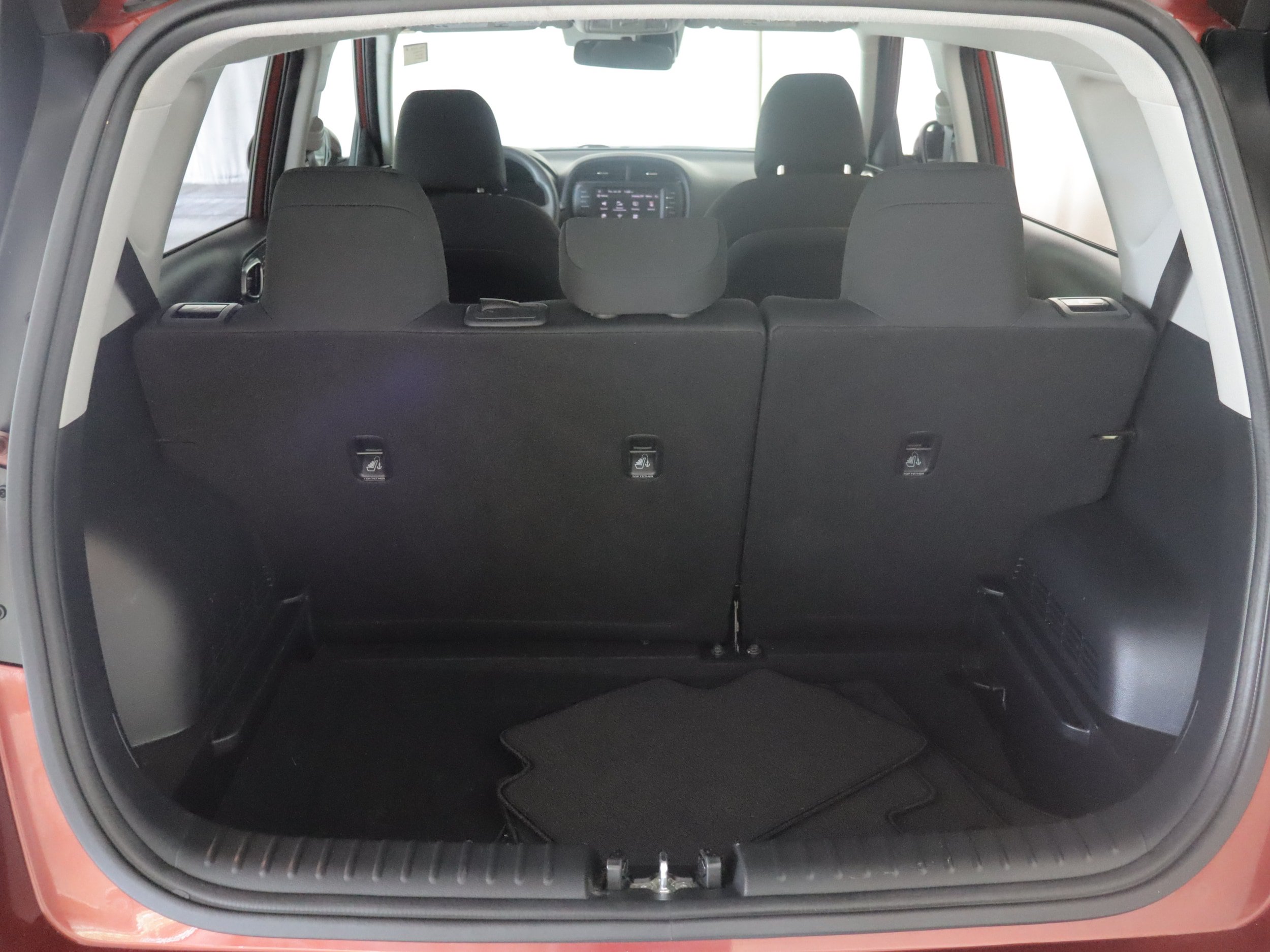 Used 2023 Kia Soul LX w/ LX Technology Package FWD image 16