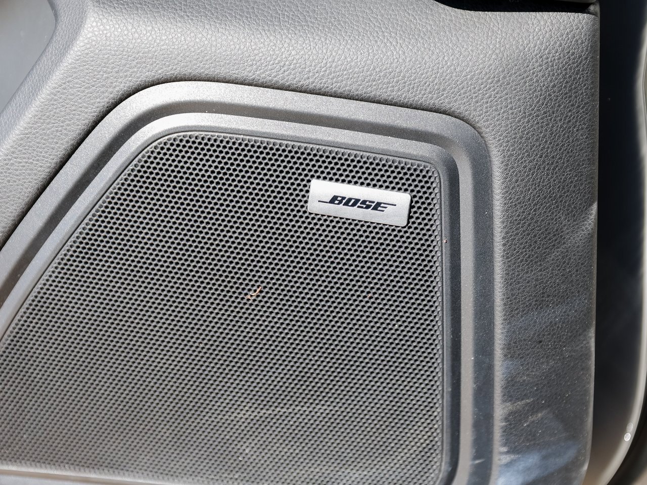 Certified 2022 Porsche Macan image 22