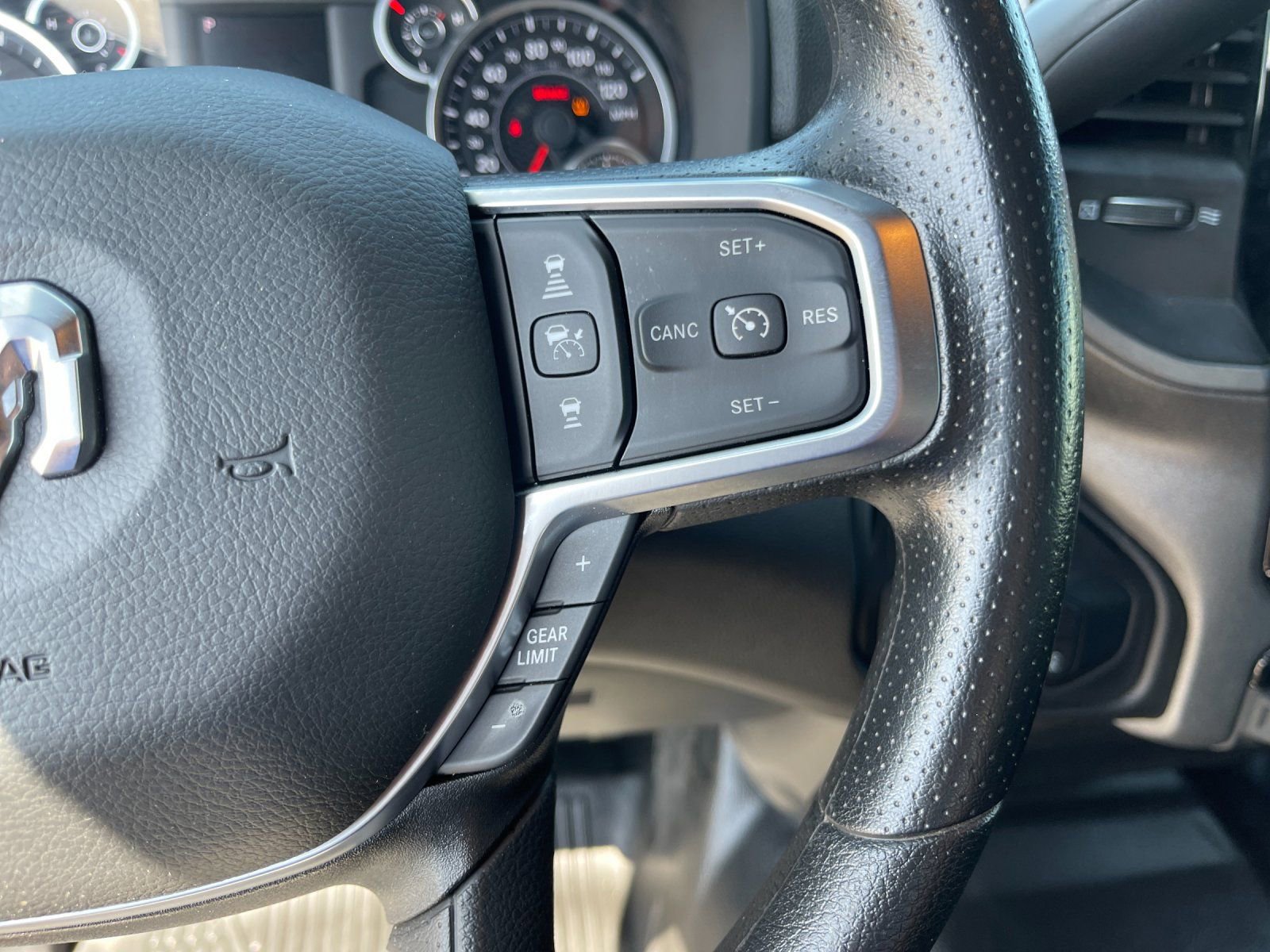 Used 2025 RAM 2500 Tradesman AWD/4WD image 26