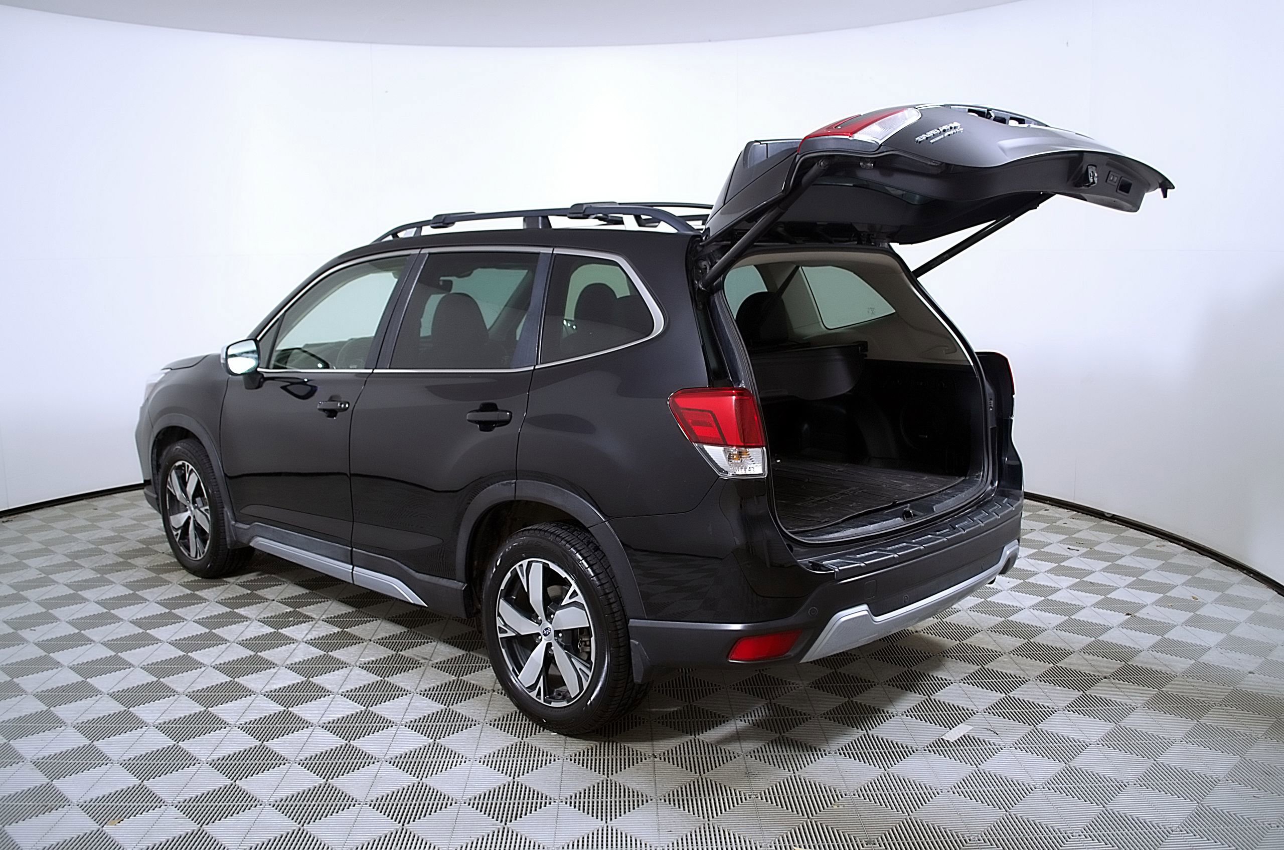 Used 2021 Subaru Forester Touring w/ Popular Package #2 AWD/4WD image 10