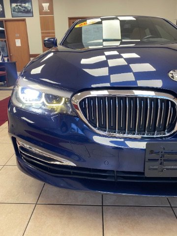 Used 2018 BMW 530i w/ Premium Package image 10