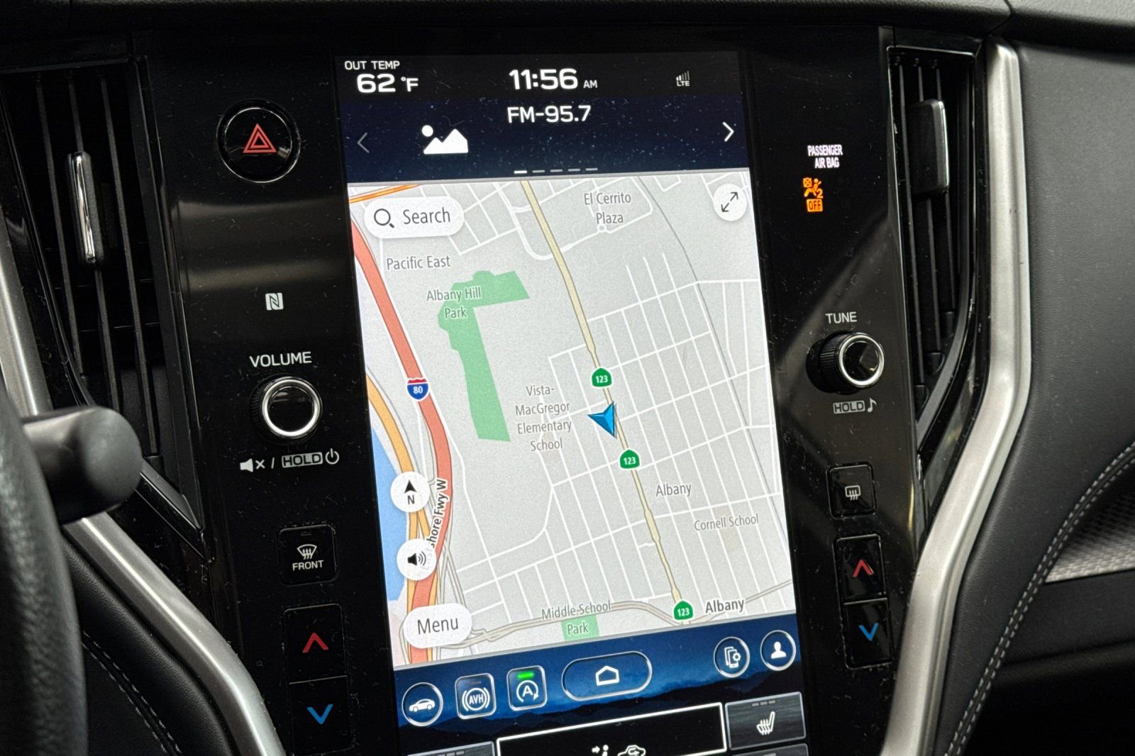 Used 2025 Subaru Outback Premium image 25