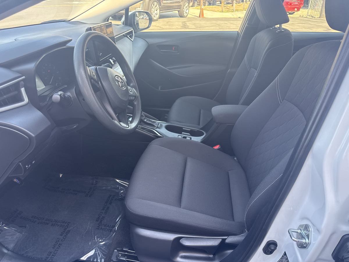 Used 2024 Toyota Corolla LE image 11