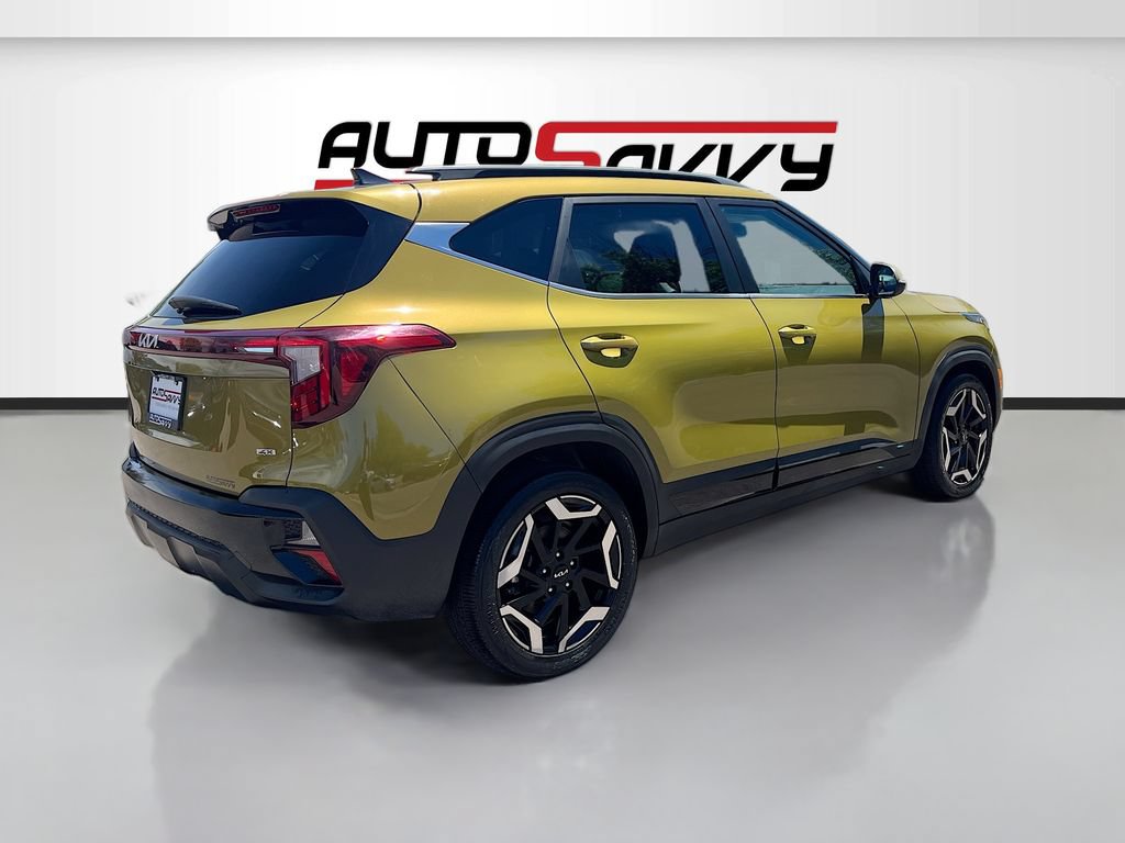 Used 2024 Kia Seltos SX w/ SX Sunroof Package AWD/4WD image 7