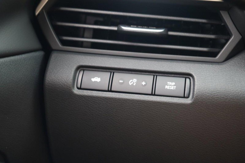 New 2025 Nissan Altima 2.5 SV w/ SV Special Edition Package image 18