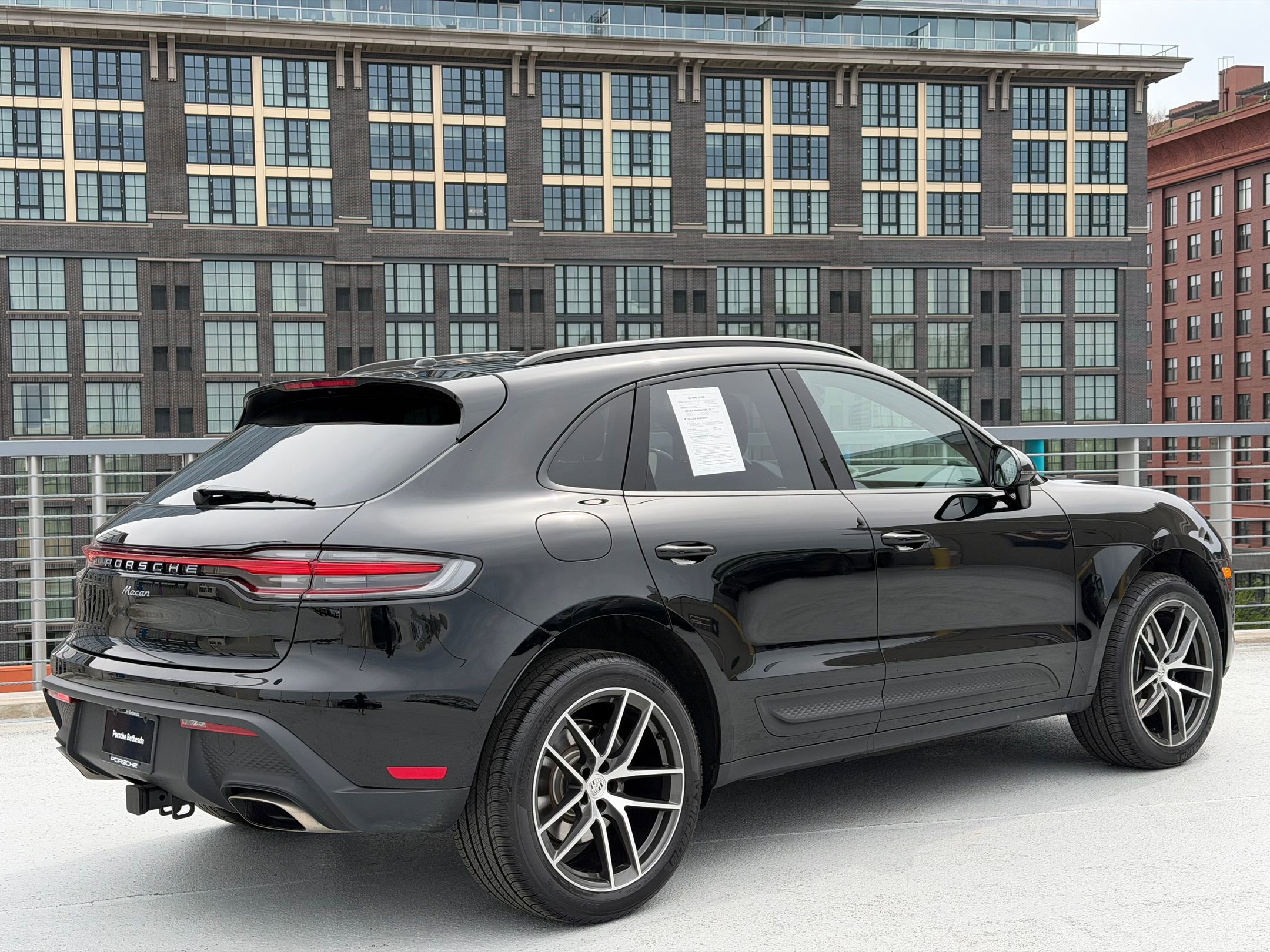 Certified 2026 Porsche Macan image 7