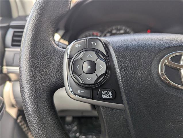 Used 2014 Toyota Camry LE FWD image 13