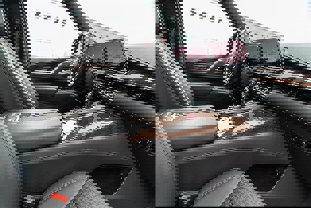 Used 2023 Cadillac Escalade Premium Luxury Platinum image 75