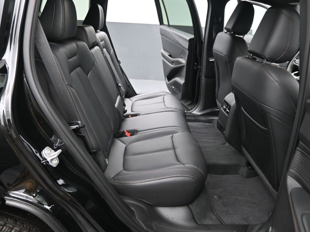 New 2026 Jeep Cherokee Laredo image 15