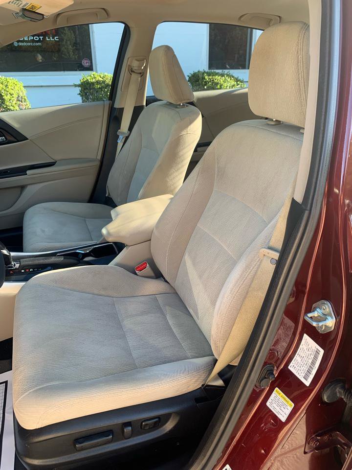 Used 2013 Honda Accord EX image 7