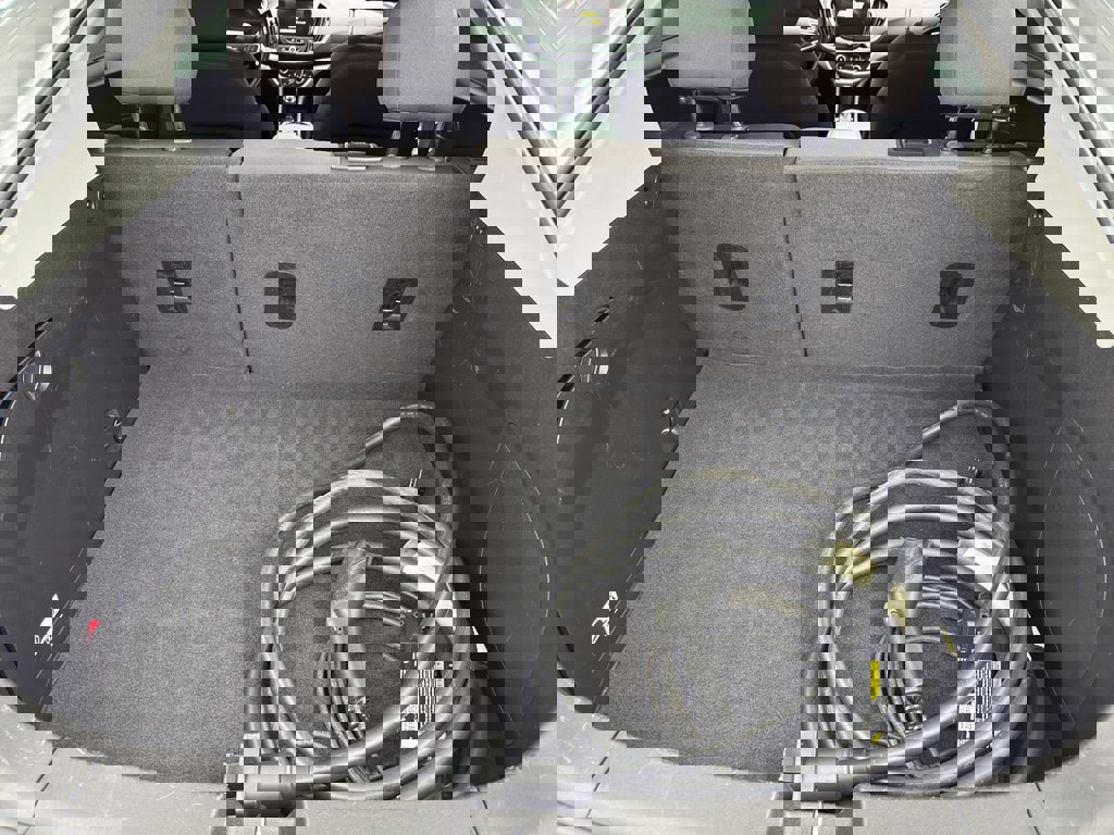 Used 2018 Chevrolet Volt LT w/ Comfort Package image 13