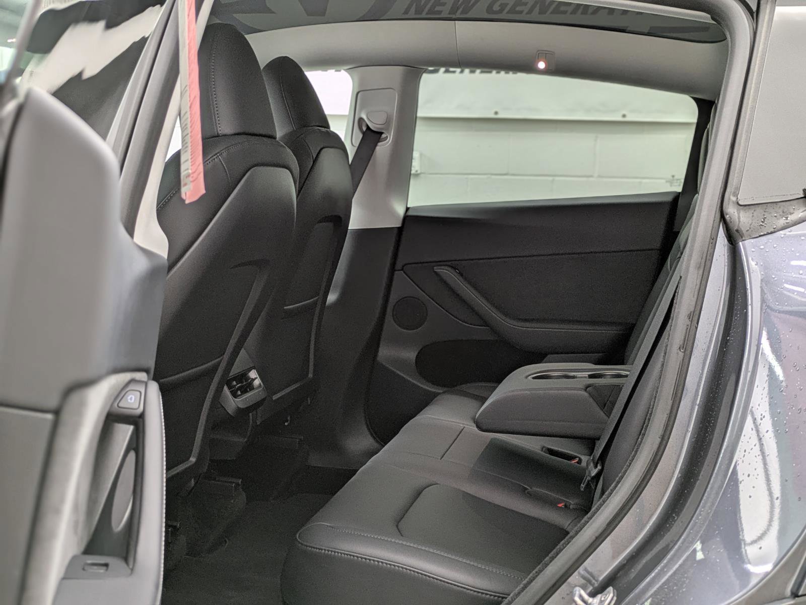 Used 2023 Tesla Model Y Long Range image 13