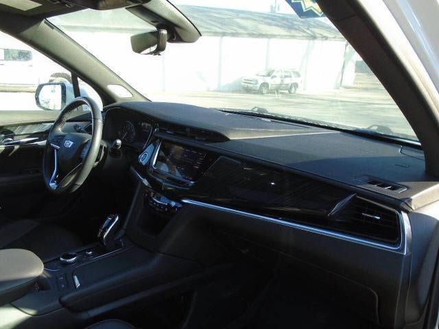 Used 2022 Cadillac XT6 Premium Luxury w/ Technology Package AWD/4WD image 25
