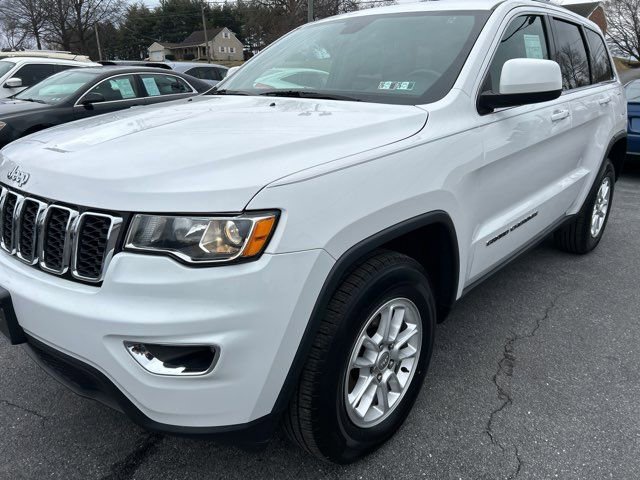 Used 2020 Jeep Grand Cherokee Laredo image 5