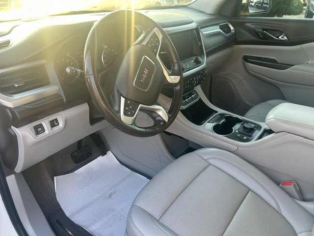 Used 2021 GMC Acadia SLT FWD image 19