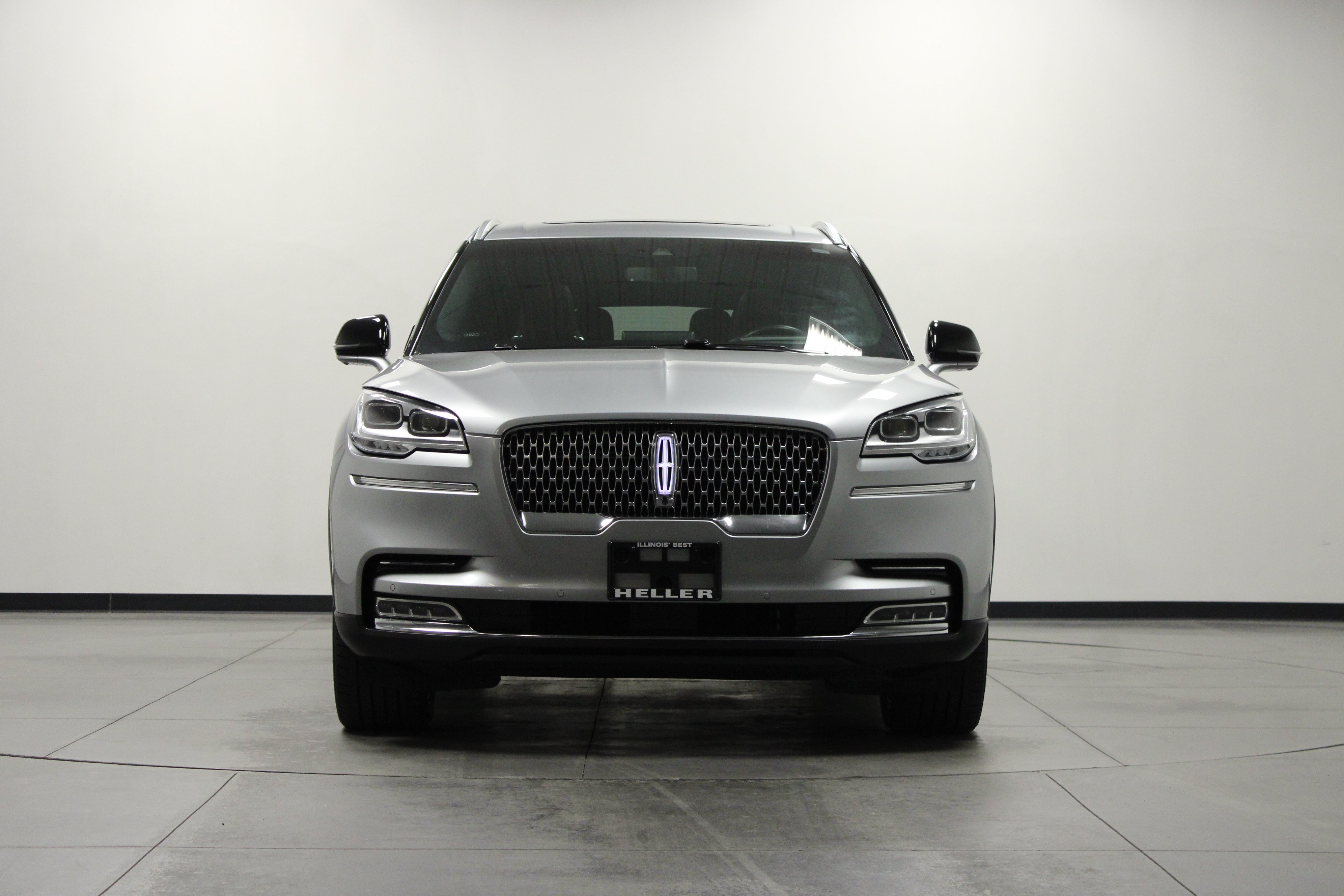 Used 2022 Lincoln Aviator Reserve w/ Equipment Group 201A AWD/4WD image 9