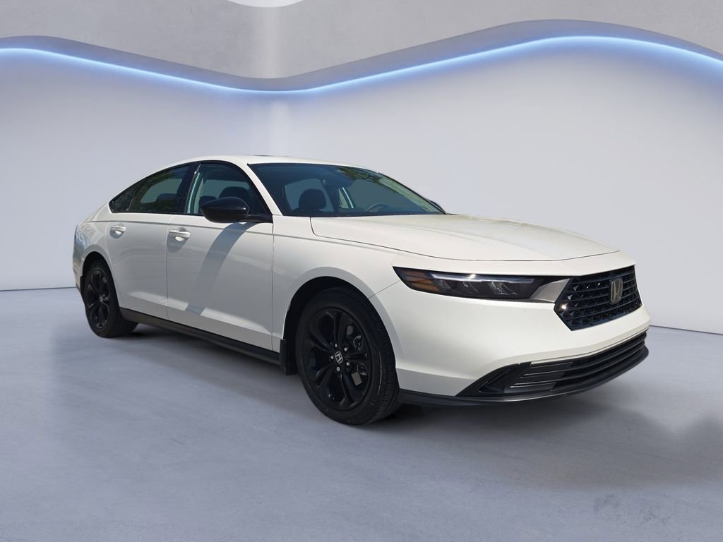 Certified 2025 Honda Accord SE image 7