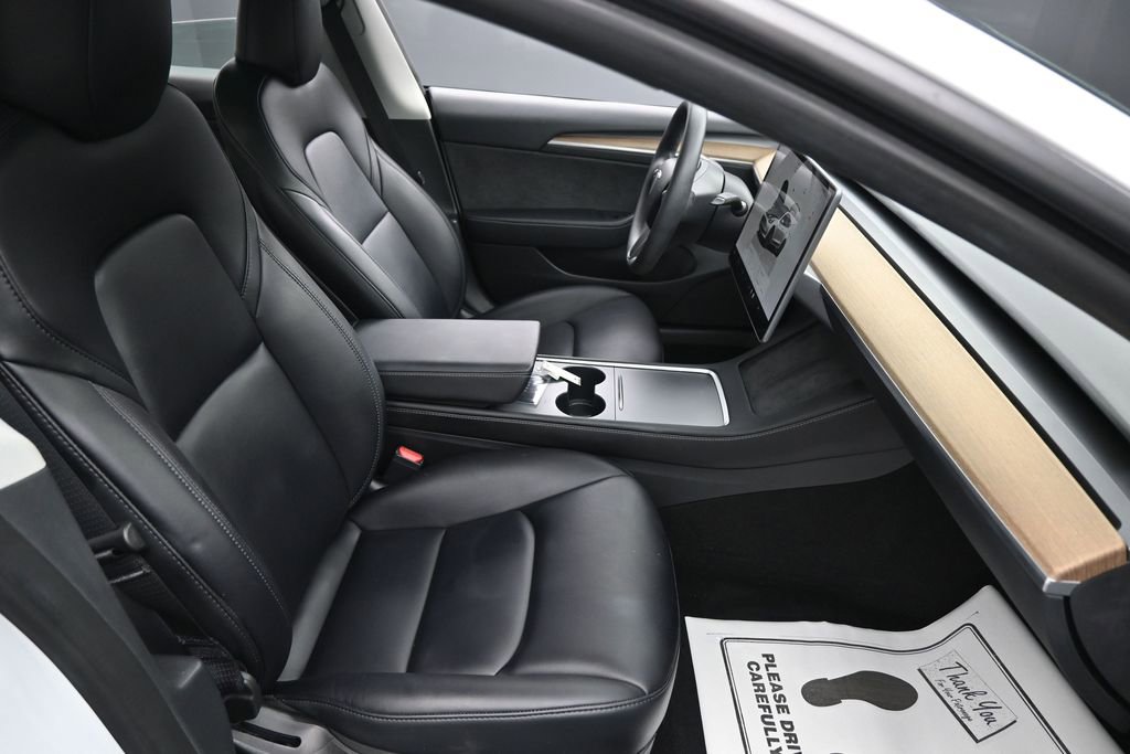 Used 2023 Tesla Model 3 Standard Range RWD image 32