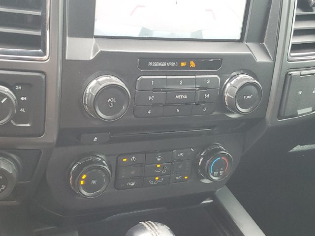 Used 2018 Ford F150 XLT w/ Equipment Group 302A Luxury AWD/4WD image 29