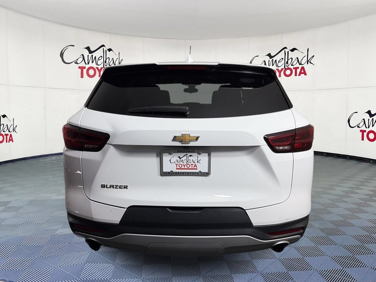 Used 2025 Chevrolet Blazer LT FWD image 7