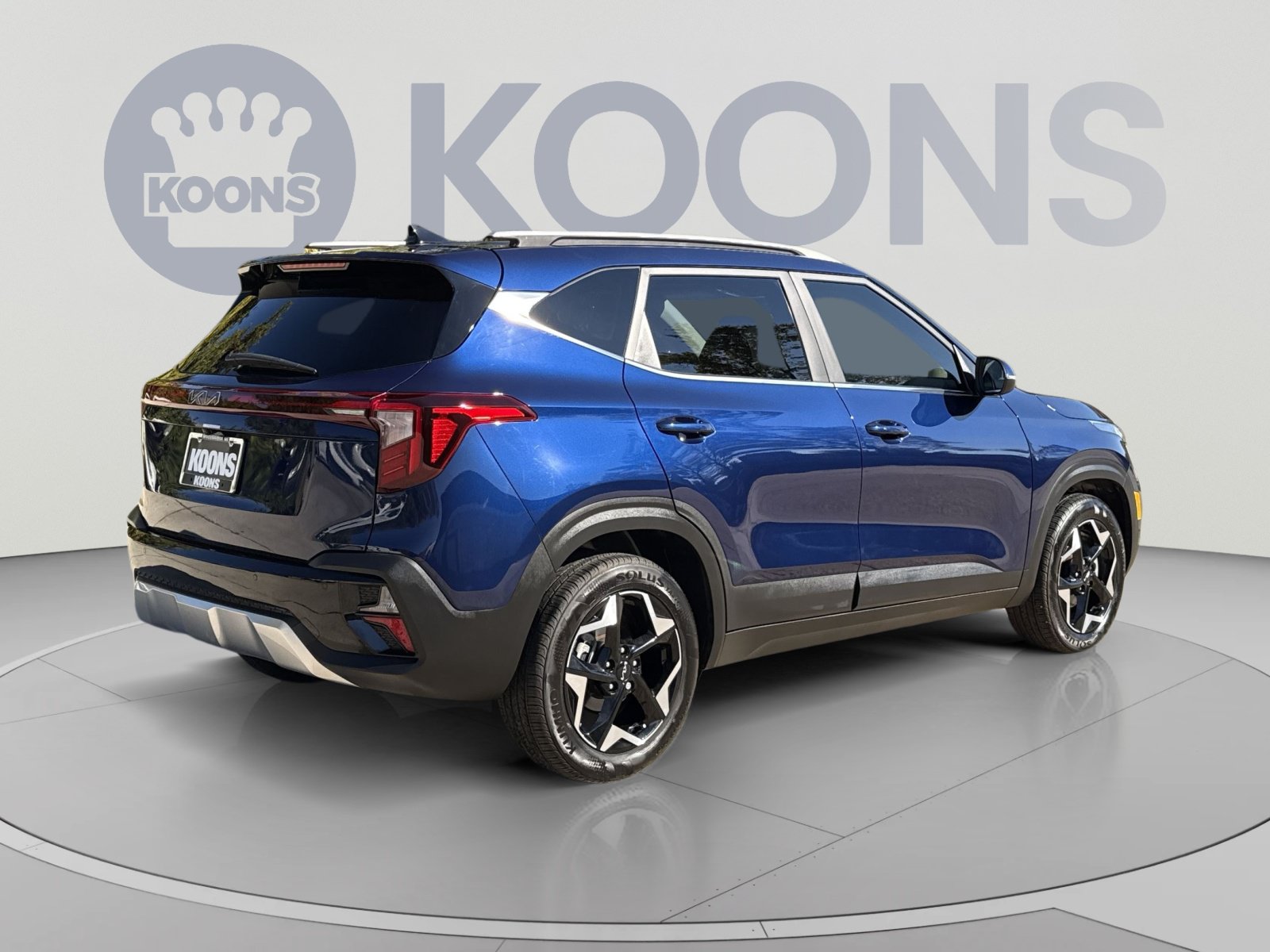 Used 2025 Kia Seltos EX FWD image 7