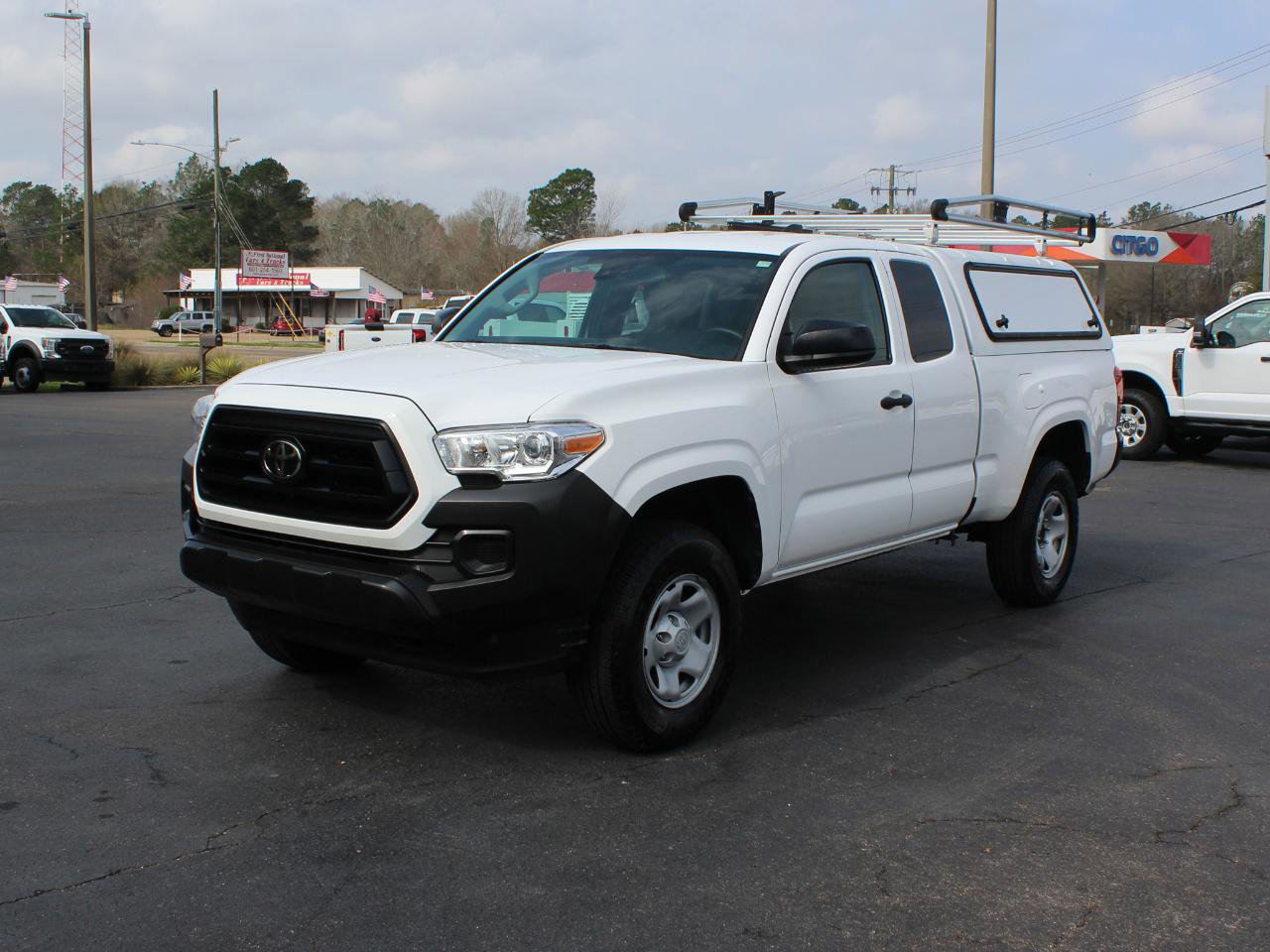 Used 2022 Toyota Tacoma SR image 10