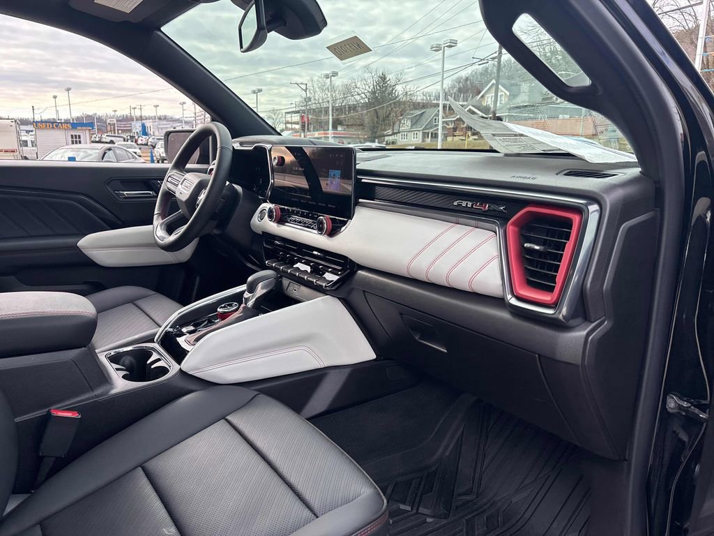 New 2026 GMC Canyon AT4X image 34