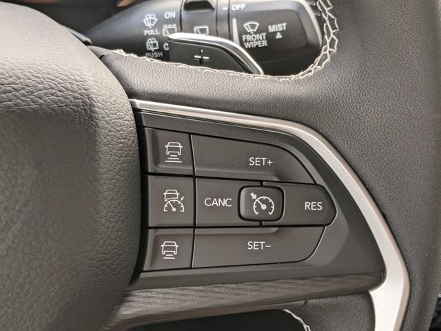 New 2025 Jeep Grand Cherokee Laredo X RWD image 21