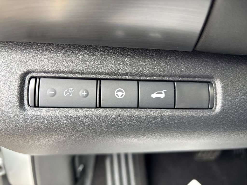 Used 2023 Nissan Pathfinder SL w/ SL Premium Package image 41