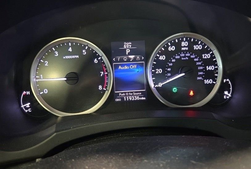Used 2014 Lexus IS 350 w/ Navigation Package image 8