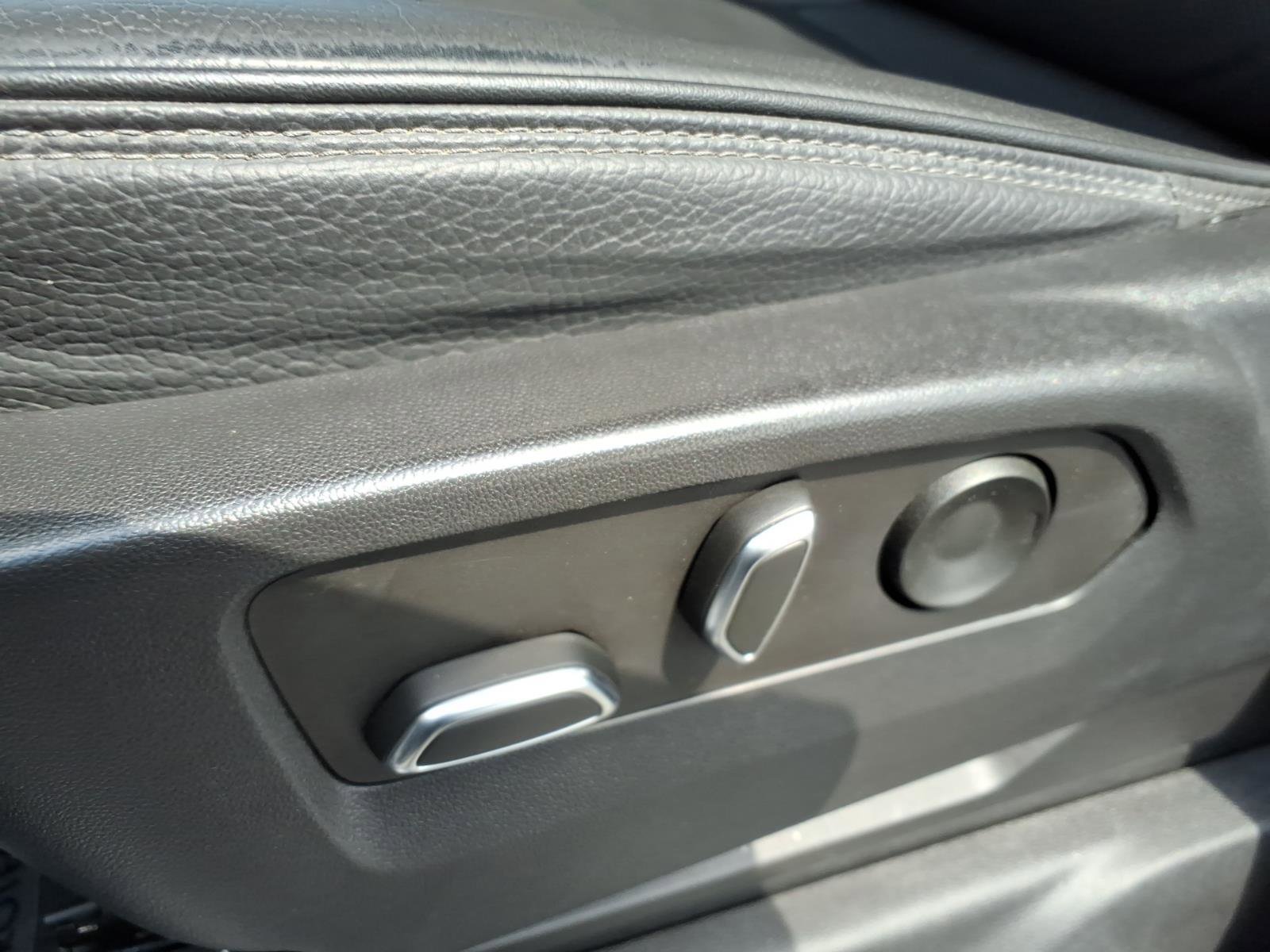 Used 2023 GMC Sierra 1500 Denali AWD/4WD image 21