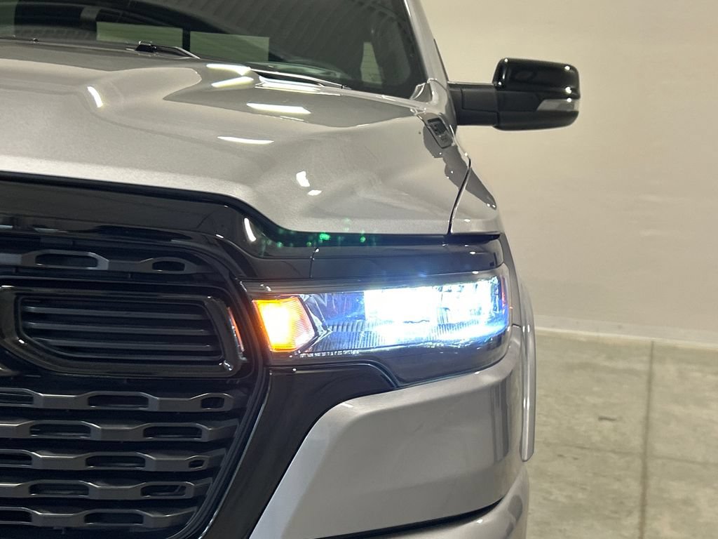 Used 2025 RAM 1500 Lone Star AWD/4WD image 10