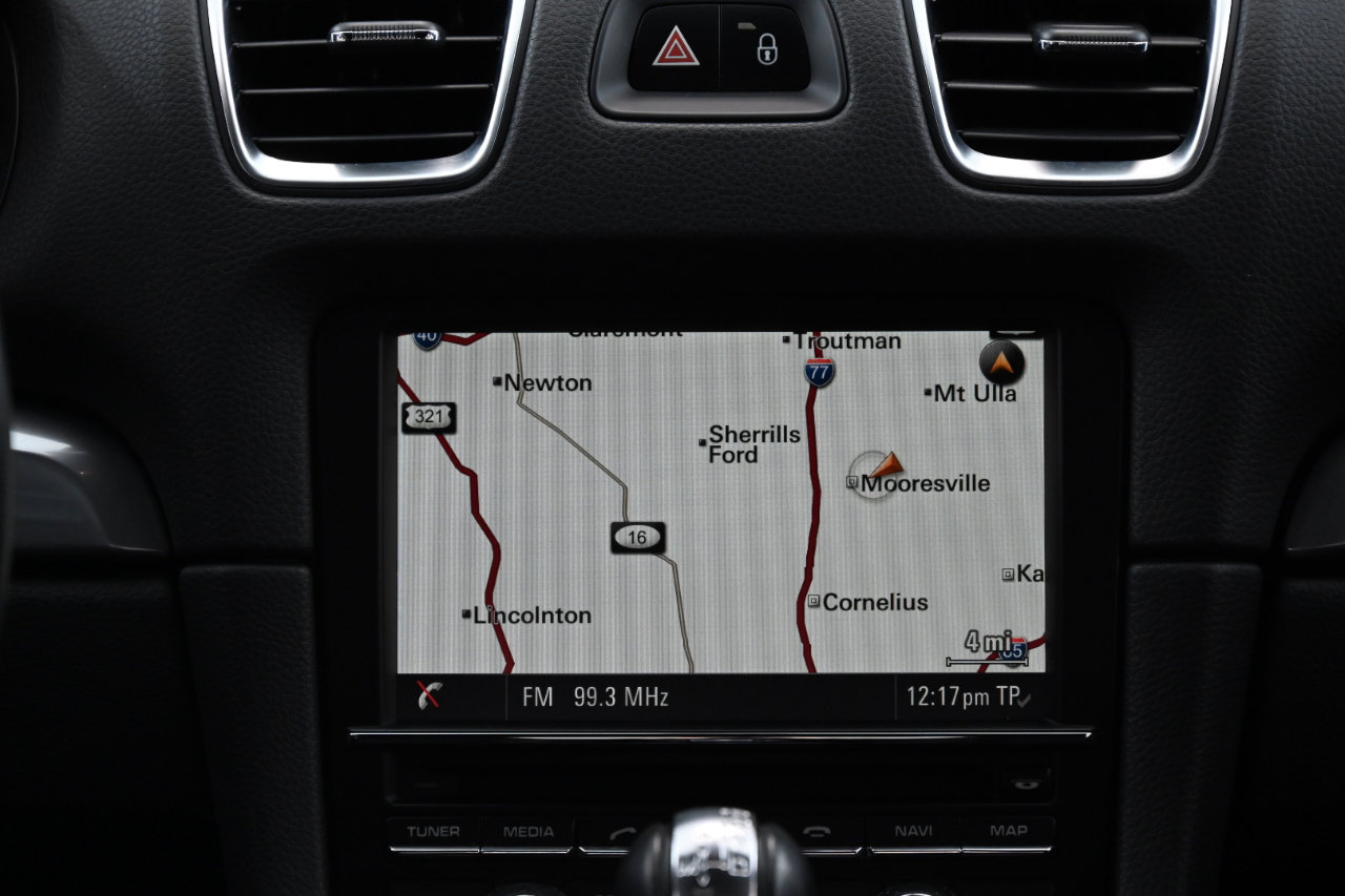 Used 2016 Porsche Cayman image 31