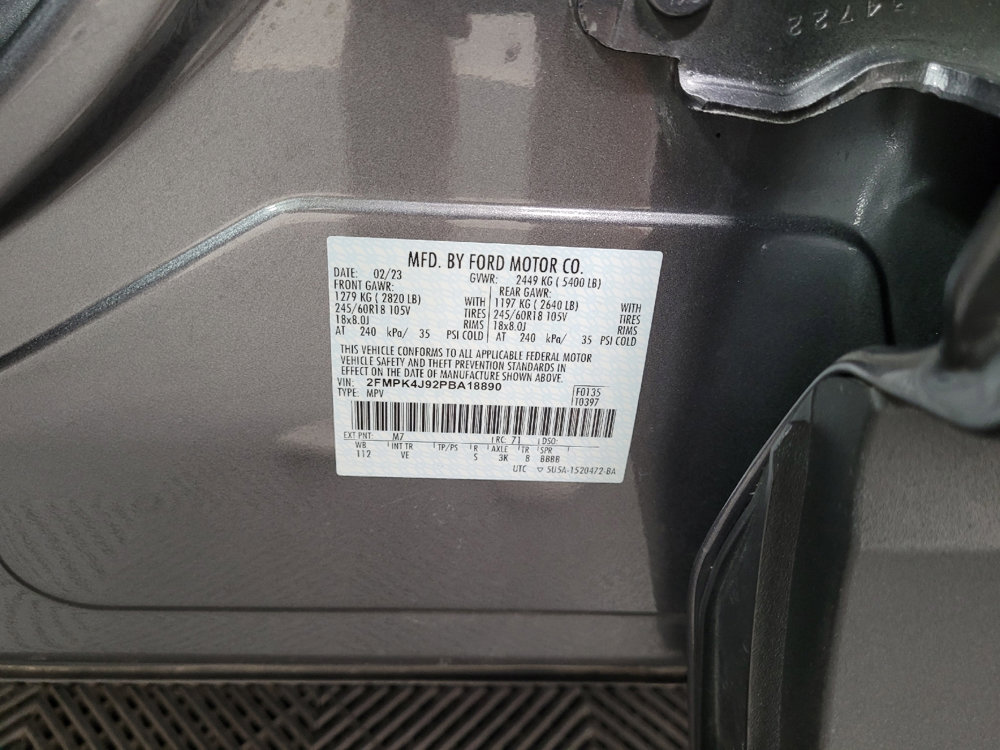 Used 2023 Ford Edge SEL image 33