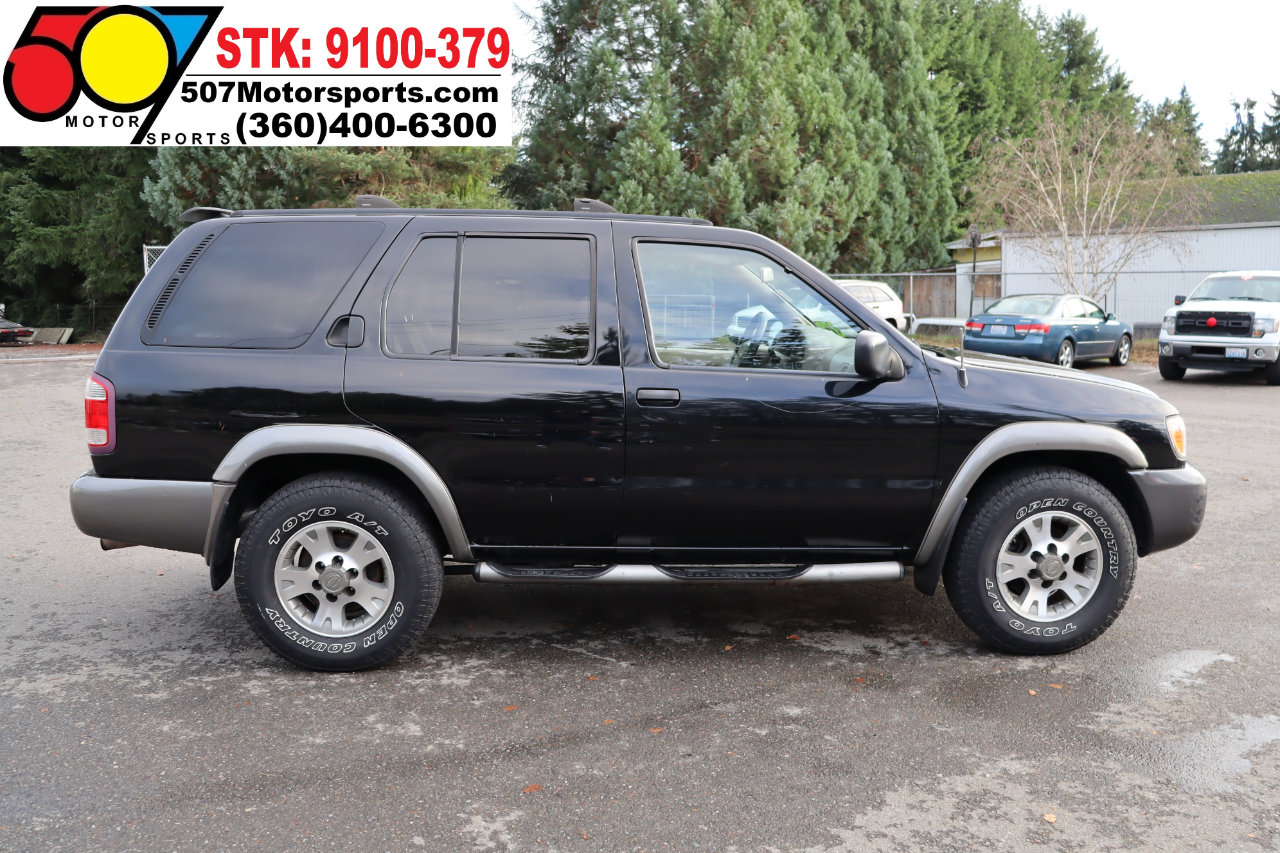 Used 2001 Nissan Pathfinder SE image 8