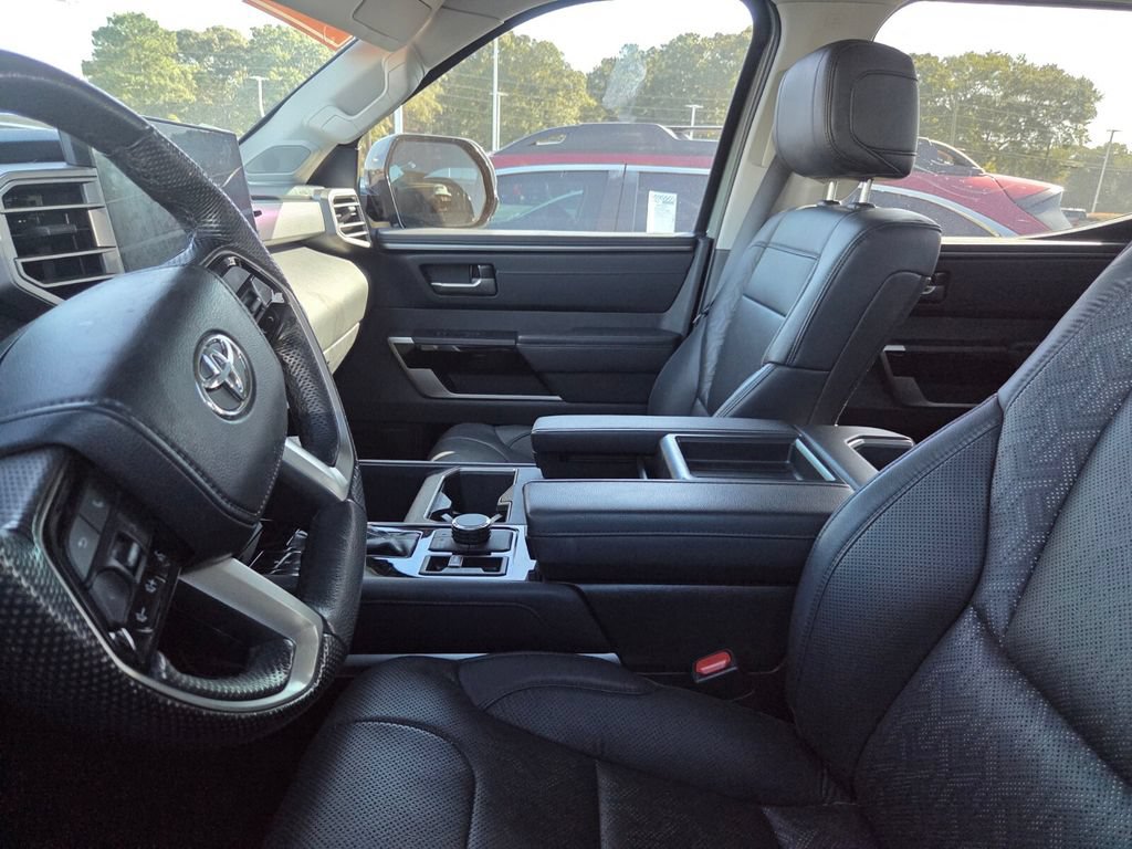 Used 2024 Toyota Tundra Limited AWD/4WD image 6